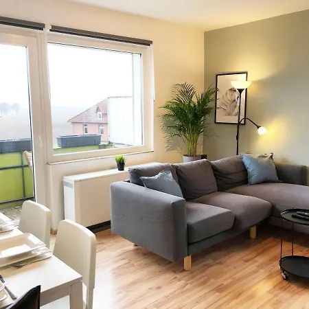 Lime Homes: Balkon, Kueche, Netflix Apartment Barsinghausen